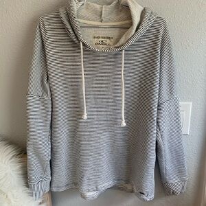O’Neil Pull Over Hoodie Size M (830)‎